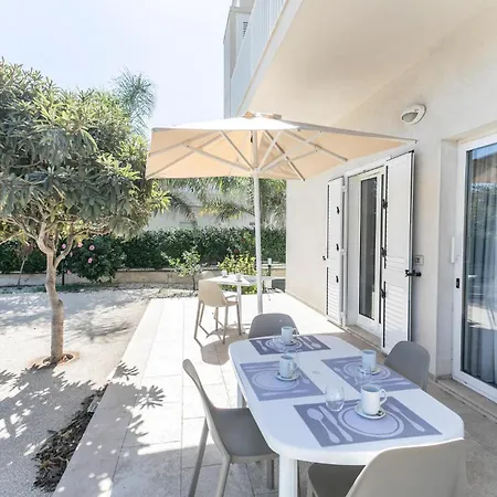 Stunning In Cava Daliga With Kitchen Apartment
