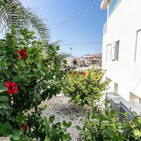 Gorgeous Apartment In Cava D'Aliga With Wifi Cava d'Aliga